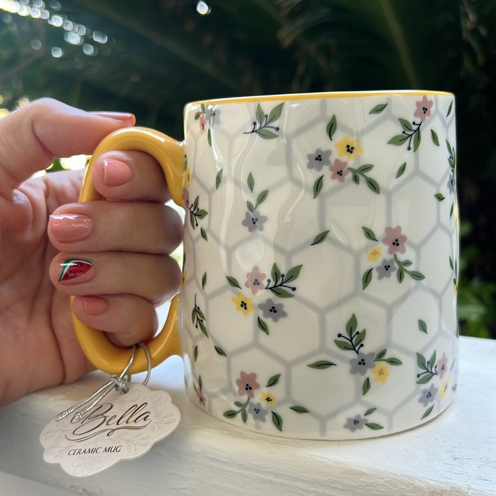 Bella Floral Ceramic Mug - Picture 4 of 15
